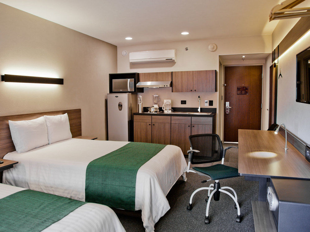 City Suites Puebla Finsa Exterior photo