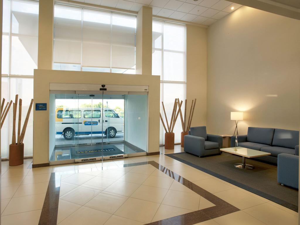 City Suites Puebla Finsa Exterior photo