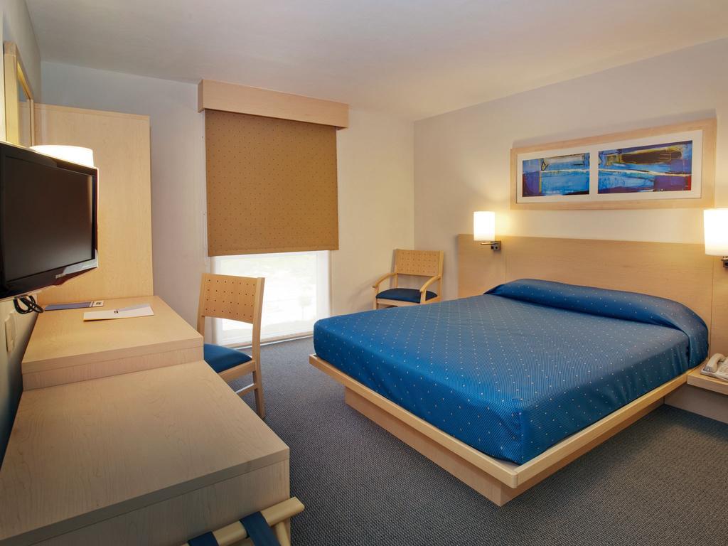 City Suites Puebla Finsa Room photo