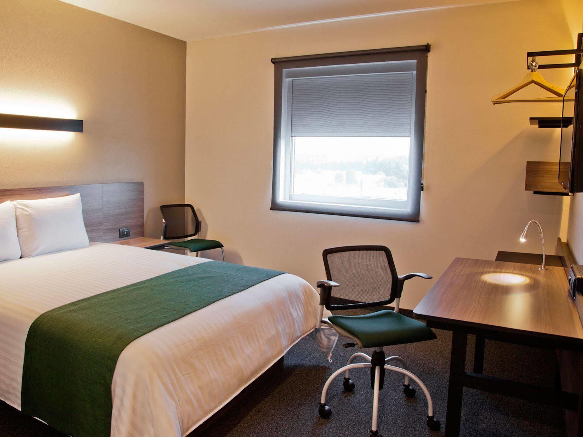 City Suites Puebla Finsa Exterior photo